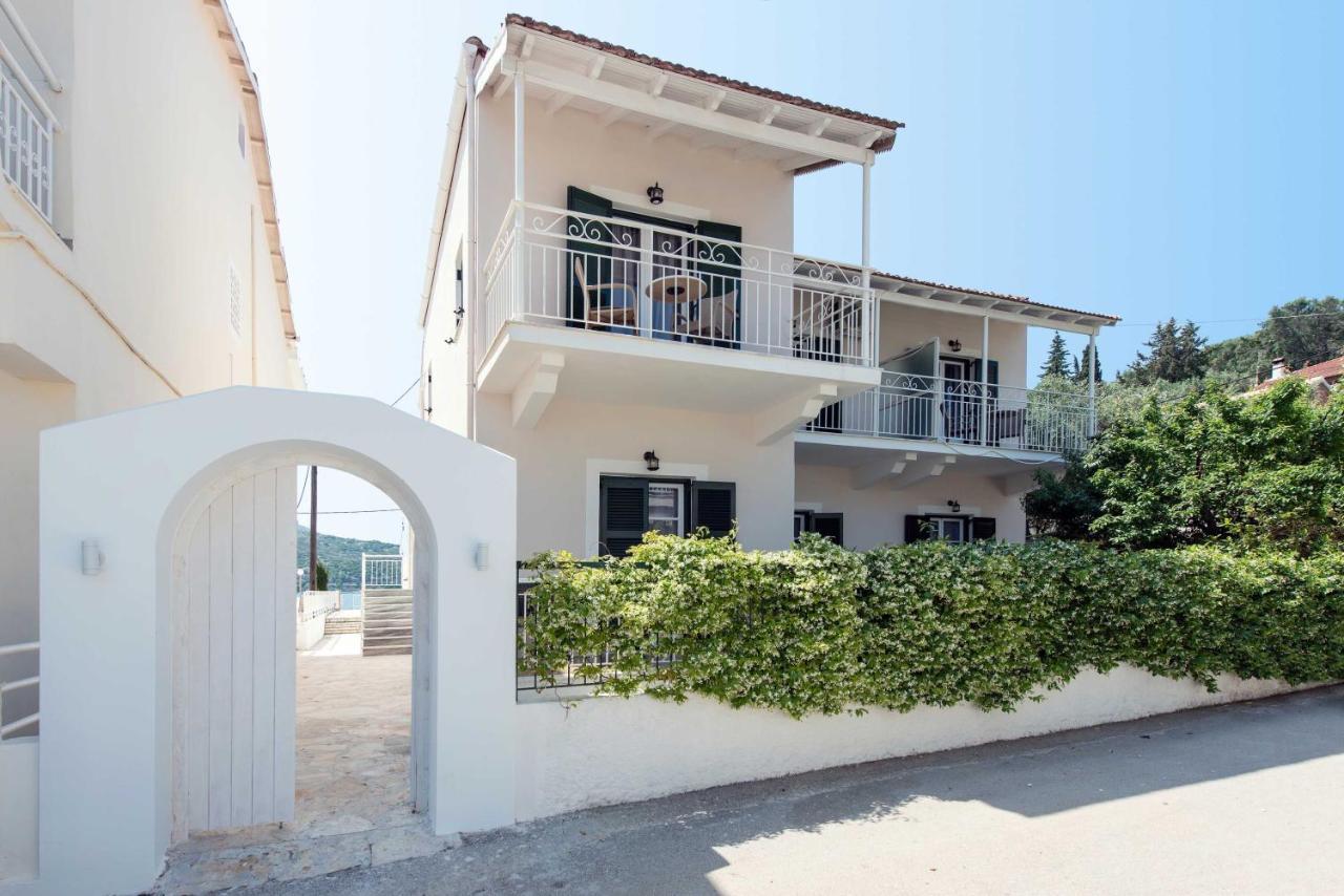 Marika Apartments Kassiopi Dış mekan fotoğraf