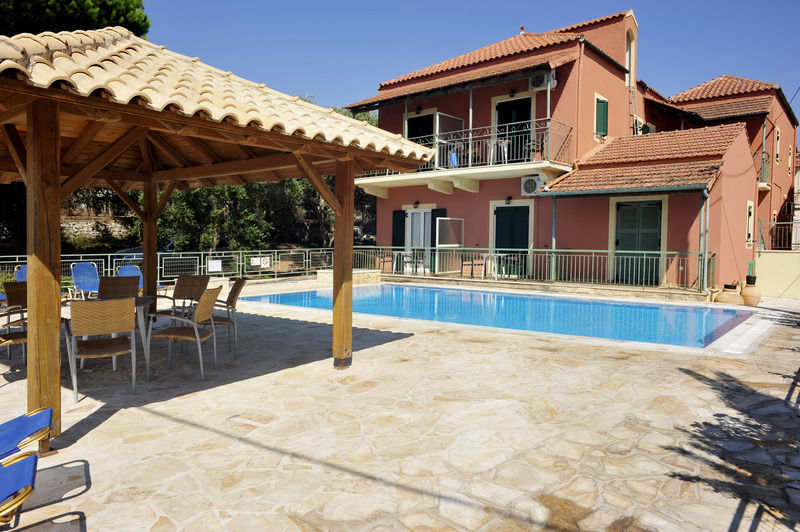 Marika Apartments Kassiopi Dış mekan fotoğraf