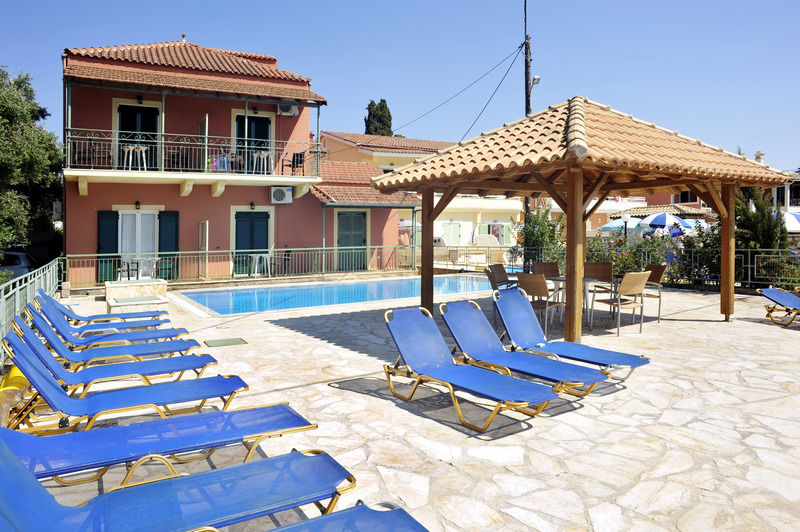 Marika Apartments Kassiopi Dış mekan fotoğraf